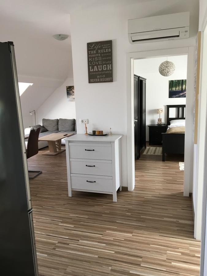 Apartments Avio Zgornji Brnik Eksteriør billede